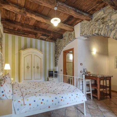 Romantic Boutique Hospitality Revine Lago Bagian luar foto