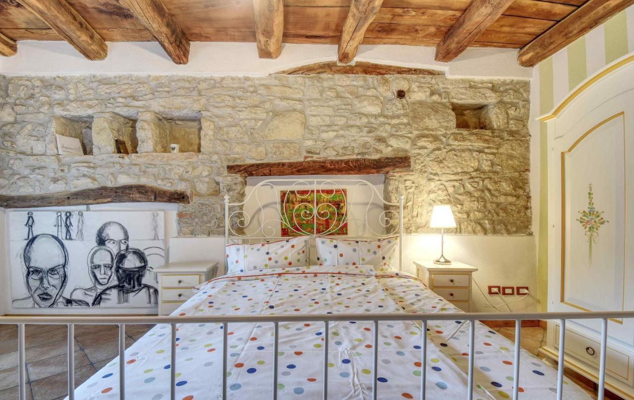Romantic Boutique Hospitality Revine Lago Bagian luar foto