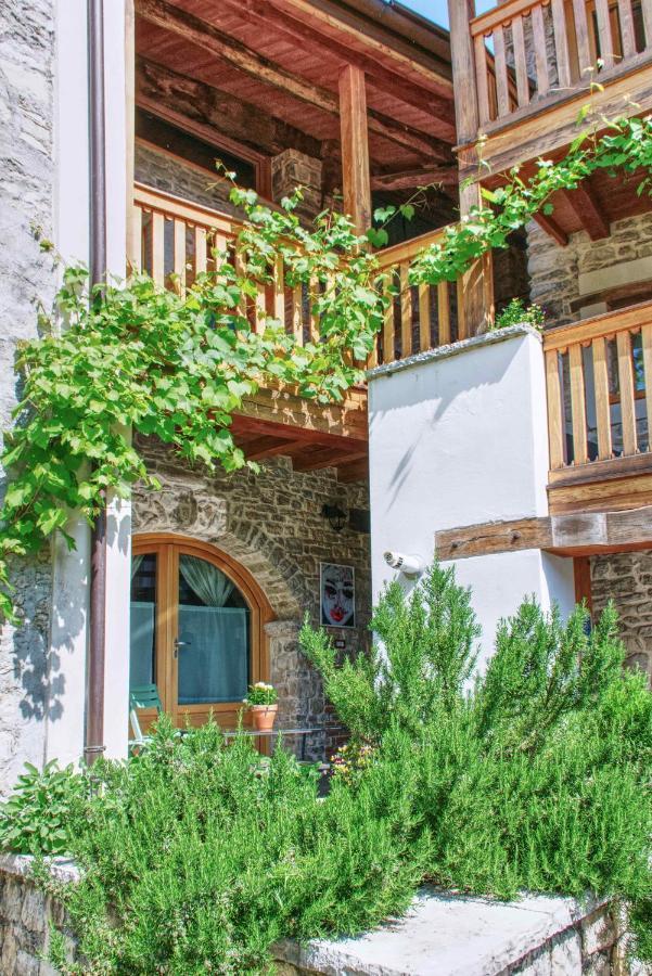 Romantic Boutique Hospitality Revine Lago Bagian luar foto