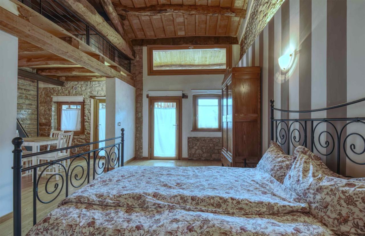 Romantic Boutique Hospitality Revine Lago Bagian luar foto